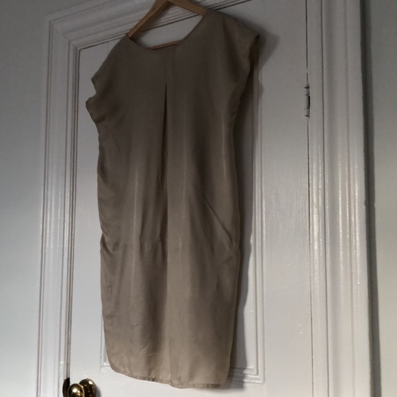 Club Monaco Shift Dress - Picture 2 of 3